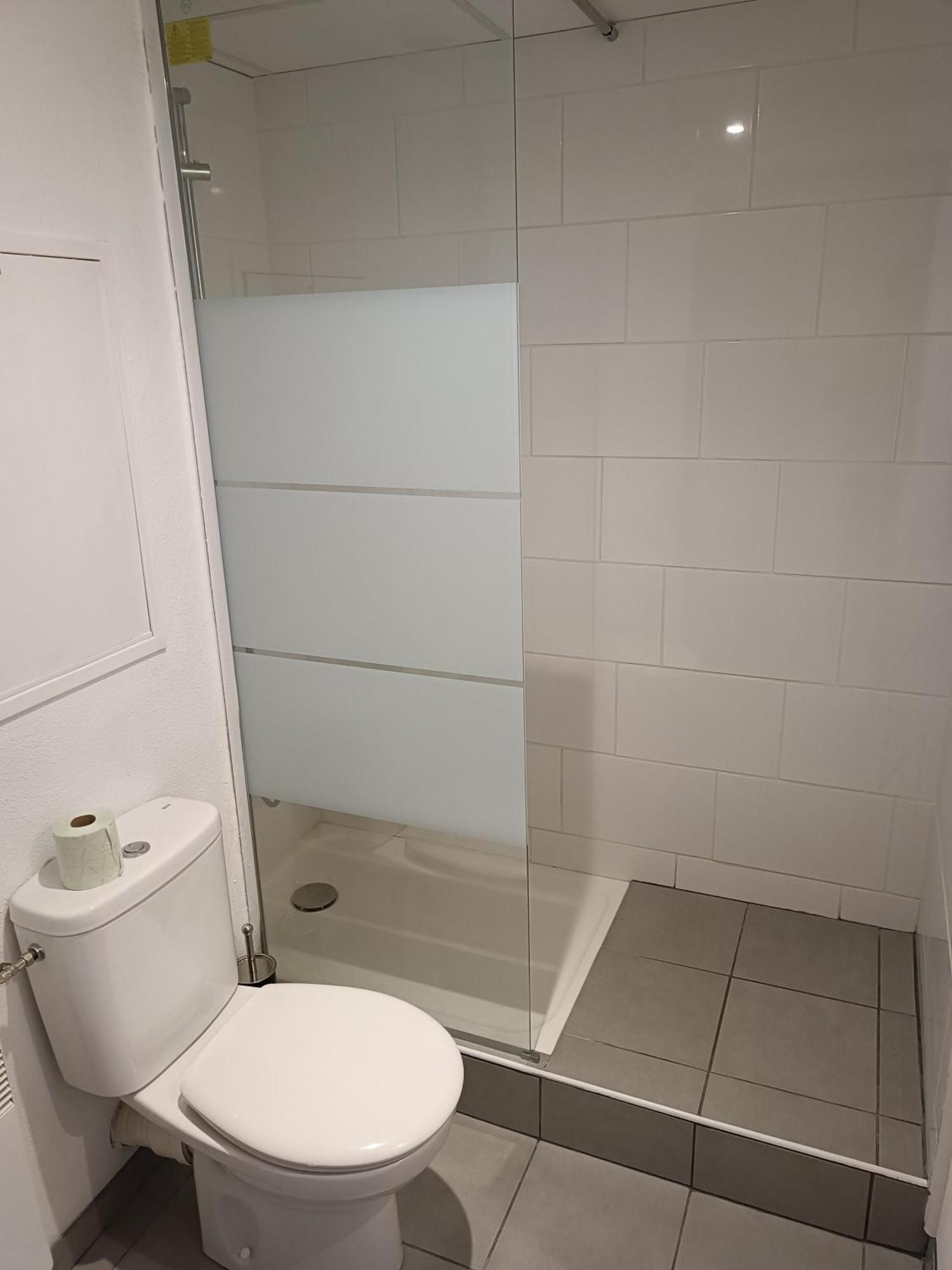 Studio Proche Gare Avec Parking Lurdy Exteriér fotografie